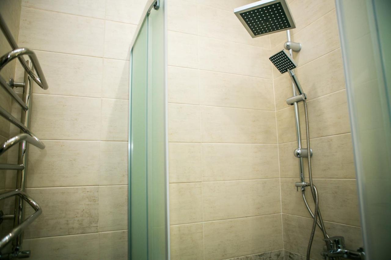 Luxury Flat In Downtown Apartment Lviv Luaran gambar