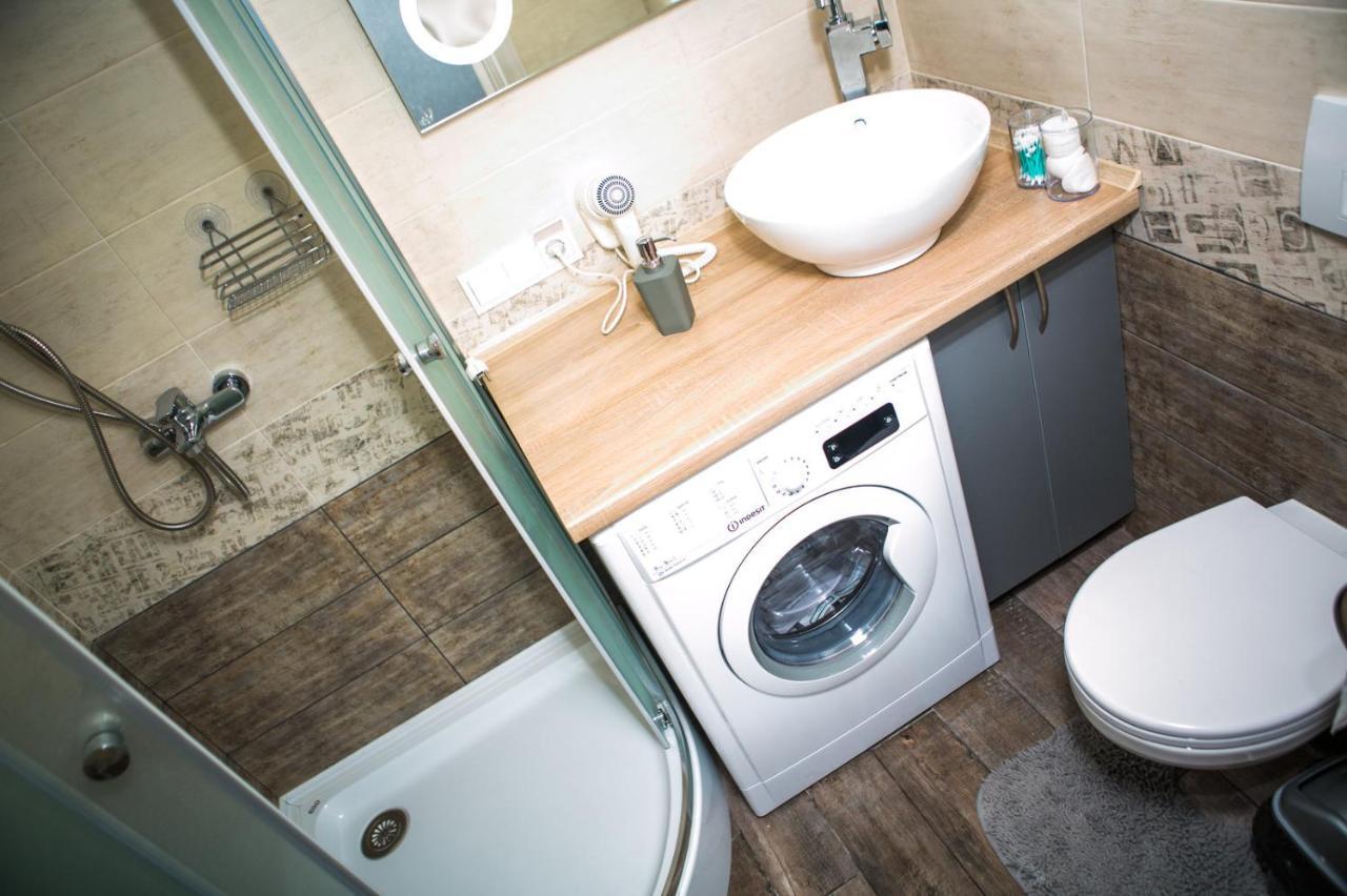 Luxury Flat In Downtown Apartment Lviv Luaran gambar